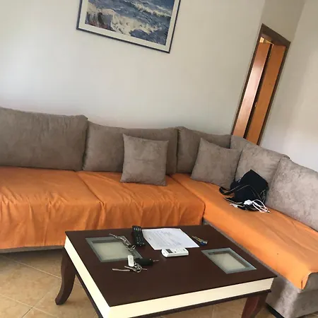Holiday Home * Durrës